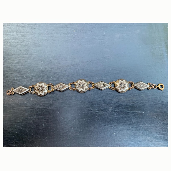 SOLD! Vintage Damascene Medallion Bracelet - Picture 2 of 4